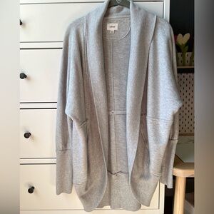 NWOT Aritzia Wilfred Light Gray Diderot Cardigan